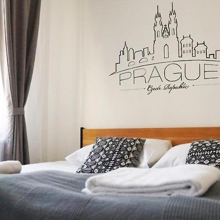 Thai Sun Hostel Prague Exterior photo