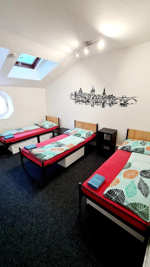 Thai Sun Hostel Prague Exterior photo