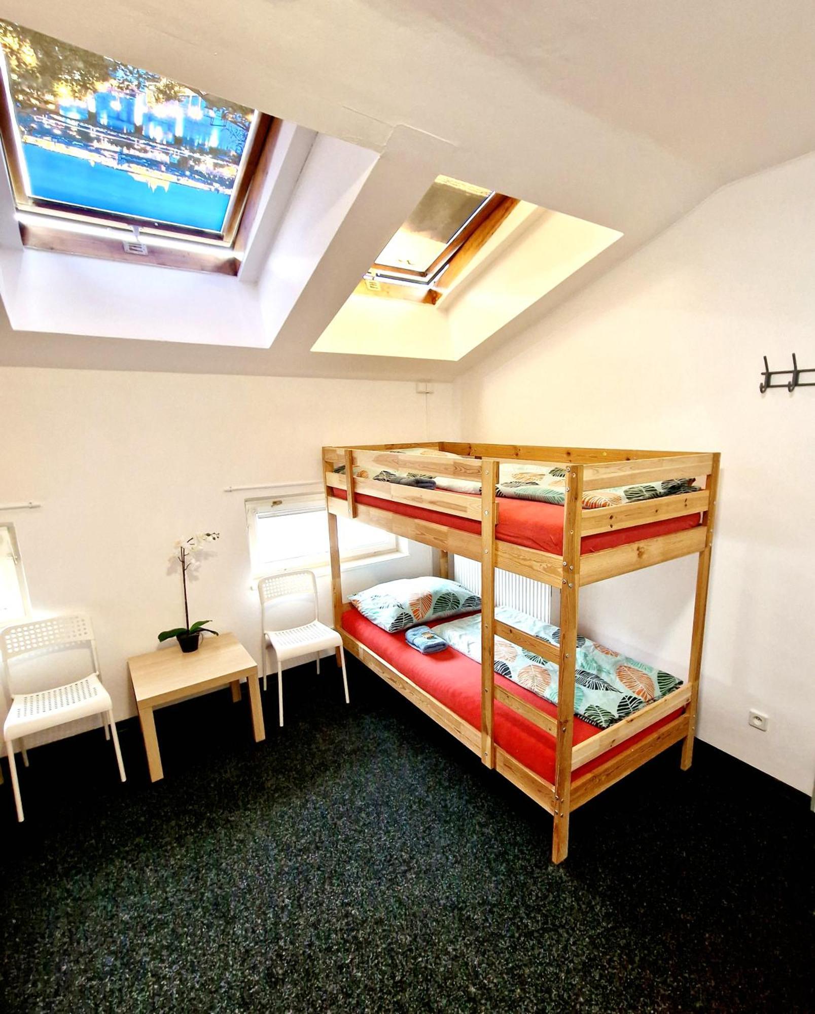Thai Sun Hostel Prague Room photo